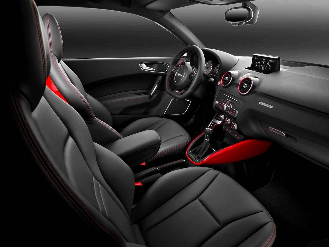 AUDI S1 : intérieur